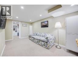 2348 MALCOLM Crescent - 32