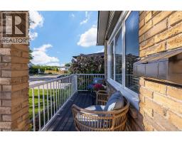 2348 MALCOLM Crescent - 4