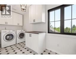 329 PLAINS Road W - 21