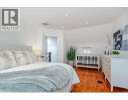 44 KRUG Street - 25