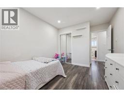 134 WESTMOUNT Road E - 17