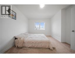 15 DEWBERRY Drive - 18