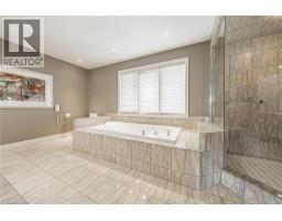 2 ANSLOW Court - 25