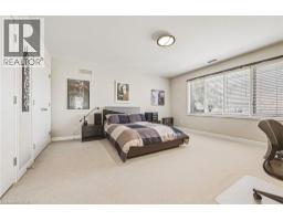 2 ANSLOW Court - 32