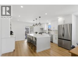 5 BRADBURY Crescent - 15