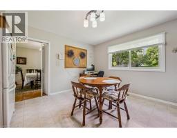 15 CLOVERDALE Crescent - 13