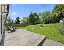15 CLOVERDALE Crescent - 34