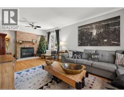 61 MEMORIAL Avenue - 12