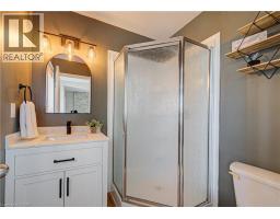 20 WALTER PERRY Place - 21