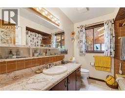 1265 BRITANNIA Road - 21