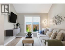 28 ISAAC Street - 11