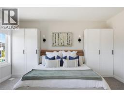 28 ISAAC Street - 22