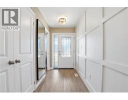 28 ISAAC Street - 8