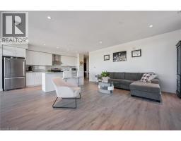 15 GLEBE Street UnitNo. 902 - 5