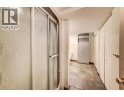 13 GATEVIEW Drive - 32
