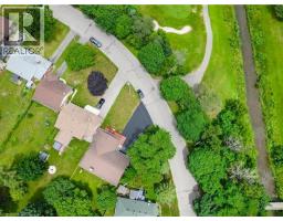 271 BEDFORD Road - 39