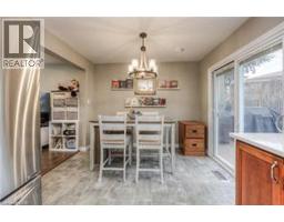 382 CYRUS Street - 10