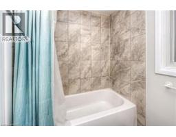 382 CYRUS Street - 18