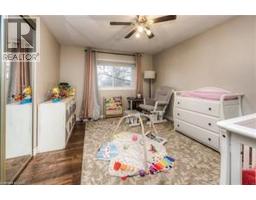 382 CYRUS Street - 20