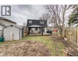 382 CYRUS Street - 33