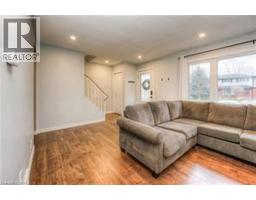 382 CYRUS Street - 6