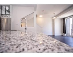 10 BIRMINGHAM Drive UnitNo. 129 - 9