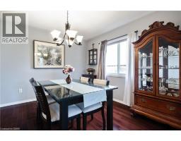 106 MOORE Crescent - 11