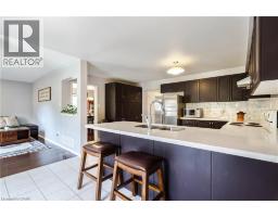 106 MOORE Crescent - 16