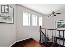 106 MOORE Crescent - 39