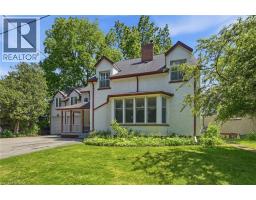 3 ANCASTER Street E - 2