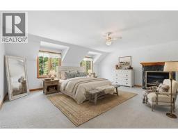 3 ANCASTER Street E - 21
