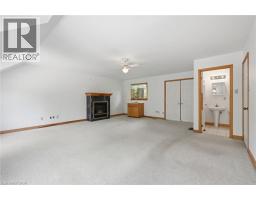 3 ANCASTER Street E - 22