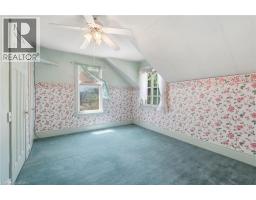 3 ANCASTER Street E - 37
