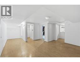 3 ANCASTER Street E - 39