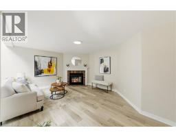 3686 ST LAURENT Court - 18
