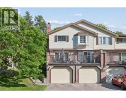 236 KINGSWOOD Drive UnitNo. 8 - 1