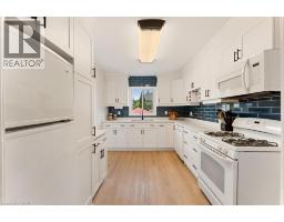 17 CRAIGMILLER Avenue - 13