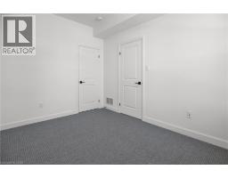 26 BEACHWALK Crescent - 10