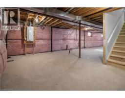 26 BEACHWALK Crescent - 39