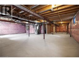 26 BEACHWALK Crescent - 40