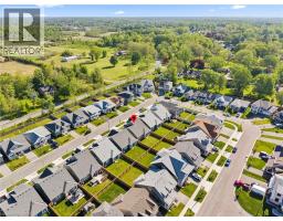 26 BEACHWALK Crescent - 47