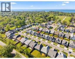 26 BEACHWALK Crescent - 48