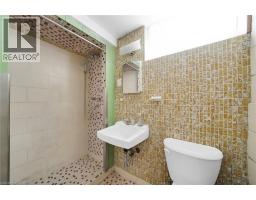 22 HAMPTONBROOK Drive - 26