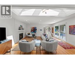 410 VICTORIA Street - 15