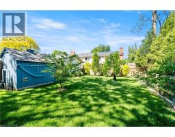 410 VICTORIA Street - 34