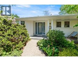 410 VICTORIA Street - 45
