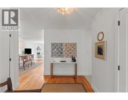 410 VICTORIA Street - 8