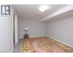 185 ROSSLYN Avenue N - 29