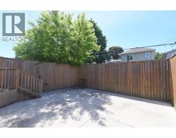 185 ROSSLYN Avenue N - 31