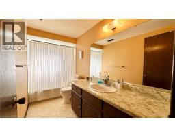 63 LEE Avenue - 23